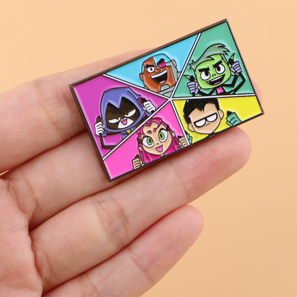 New Teen Heroes Team Enamel Pi - đánh giá và giá Tuxedo Lapel Pin
